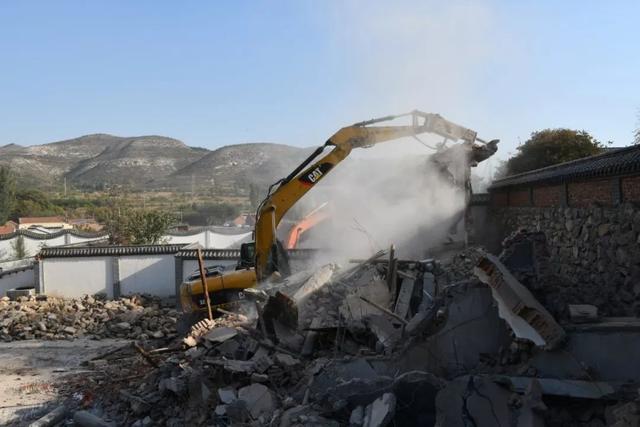 济南这片违建15年的别墅区被拆！包括7栋别墅、3处配套建筑…