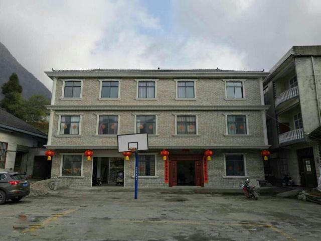 別再小看農村了！忍不住曬曬我家房子，花了63W，親戚都羨慕！