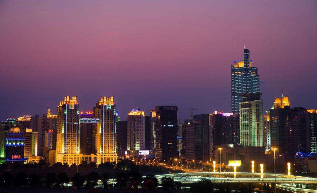 10年后的房产，是“白菜价”还是“钻石价”，专家用“八字”预测