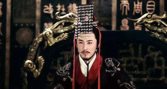 汉文帝和汉景帝在国策上都实行黄老之道，为何汉武帝却弃道尊儒？