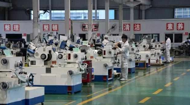 为何如今很多人都在说：“近两年钱不好挣了”？你知道原因吗