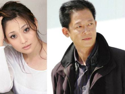 53岁王志文的6任前终于曝光，看到现在老婆，网友：这辈子值了！