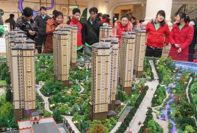 任泽平鼓励2019年买房 最贵经济学家变成推销商