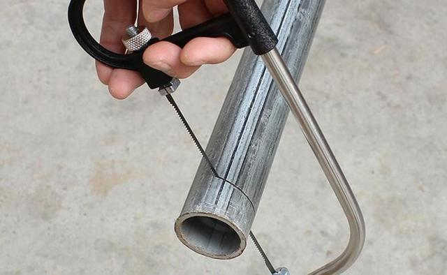 义乌造的“贴砖机”，新手贴瓷砖省力又快又好，让泥瓦工爱不释手