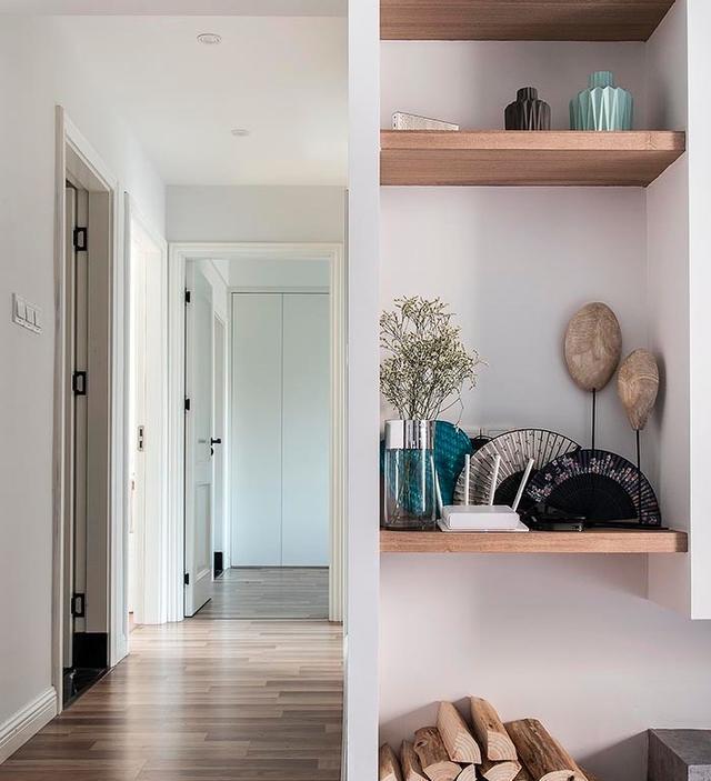 家中的过道还是大白墙？学着加点料，变成储物空间，实用还美观！