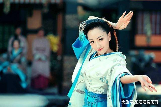 古代人穿那么长衣服又不怕脏的原因，说出来你也不信