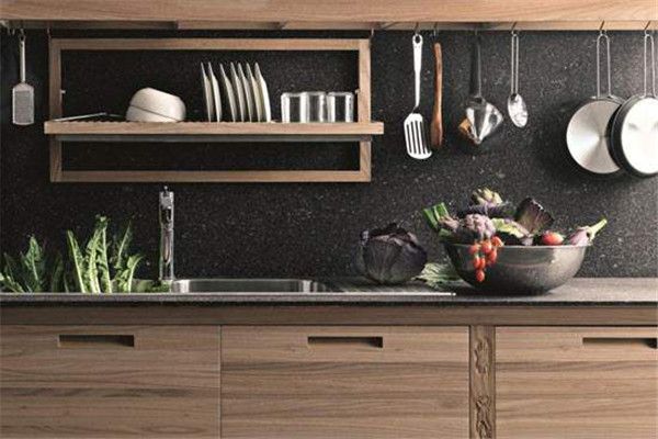 超强收纳术：杜绝厨房的杂乱无章。