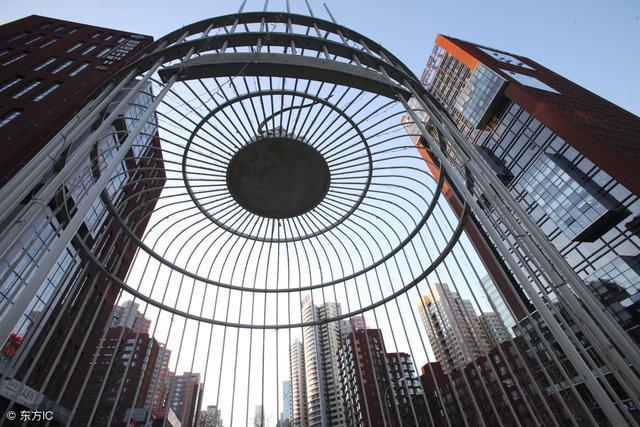 “现金为王”的时代来了，楼市又有新变化，买房或是愚蠢的决定？