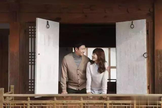 【提醒】夫妻名字都在房产证上，离婚时妻子却一分钱没有！为啥？