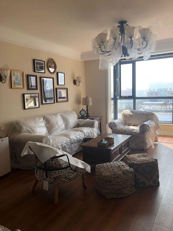 36㎡变美式＂豪宅＂，厨房巴掌大，浴室砌组柜子塞进洗衣机绝了