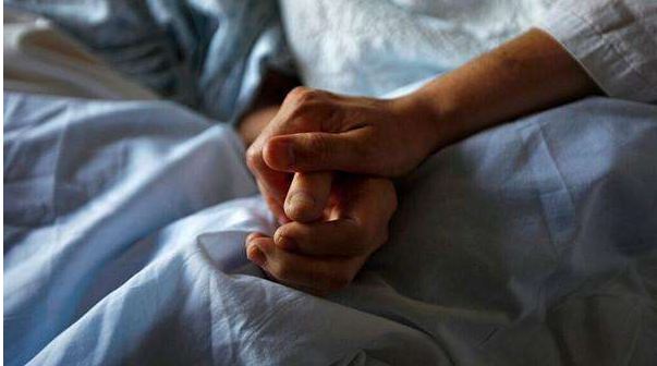 为何人临死前会流眼泪？到底看到了什么？今天可算明白了