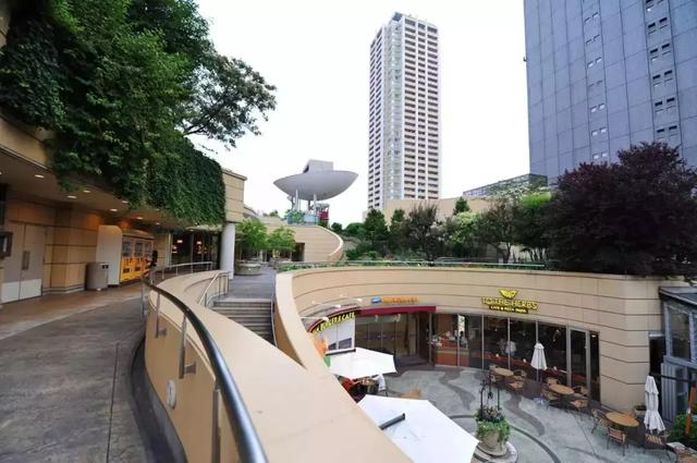 圈粉全世界的购物中心，我要曝光你们