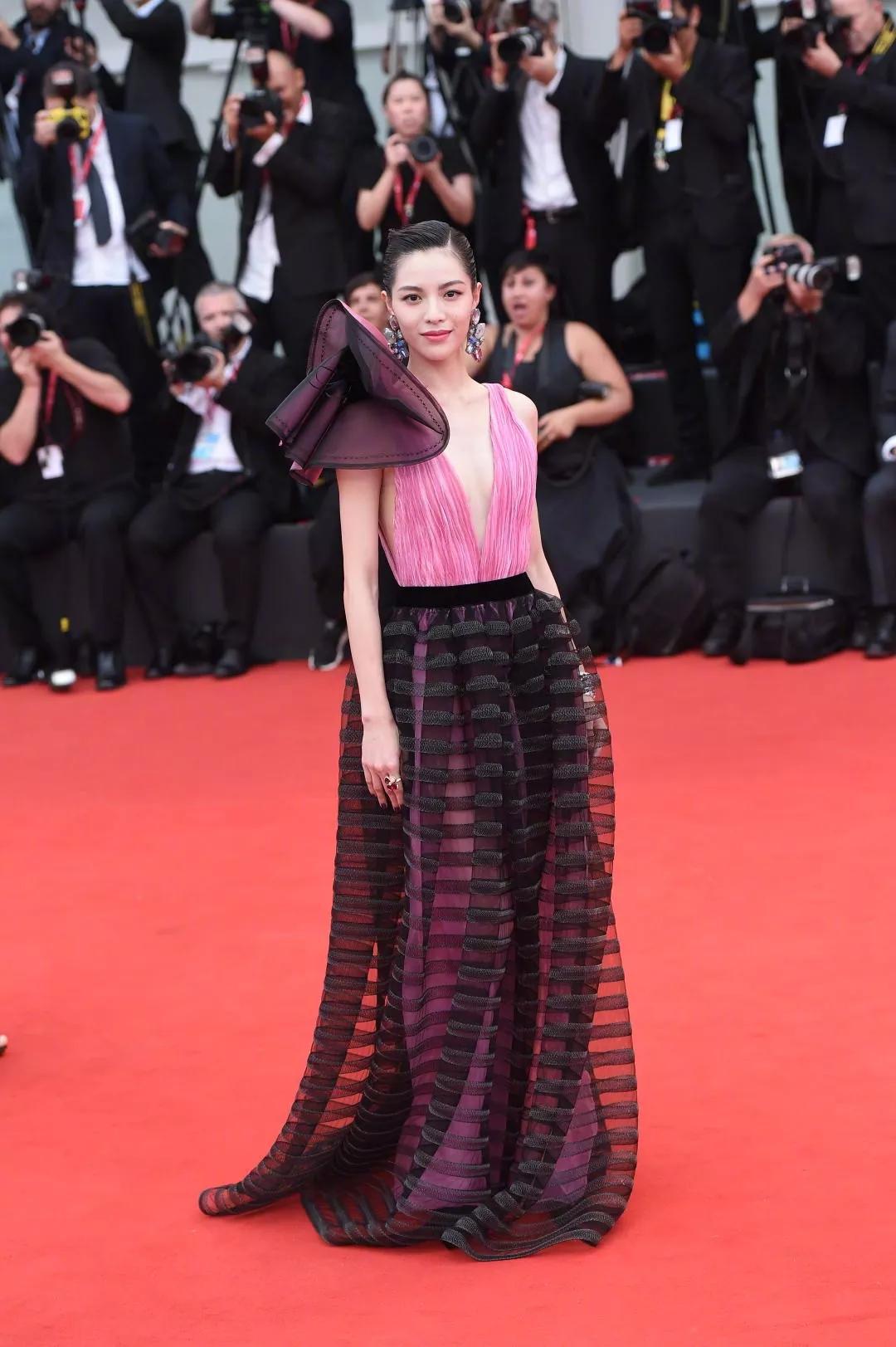 击垮倪妮，要当章子怡？她也太狠了