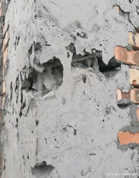 砸40万建房，楼梯踏步、构造柱做毁了，完工后我内心是崩溃的