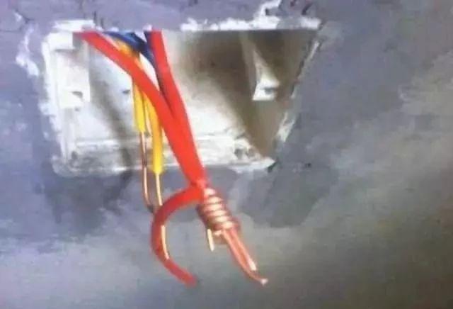 这才是正规的电线接头，10年电工师傅看了都惭愧