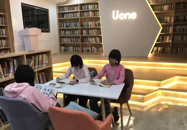 ＂若您家有孩子，建议让他远离手机电视，多读几本书，聪明涨知识＂＂