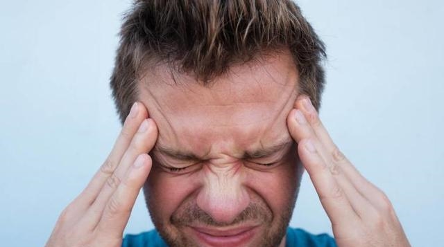 脑梗最爱3类人群，医生提醒：身体3处发麻，多半脑梗要来，早做CT