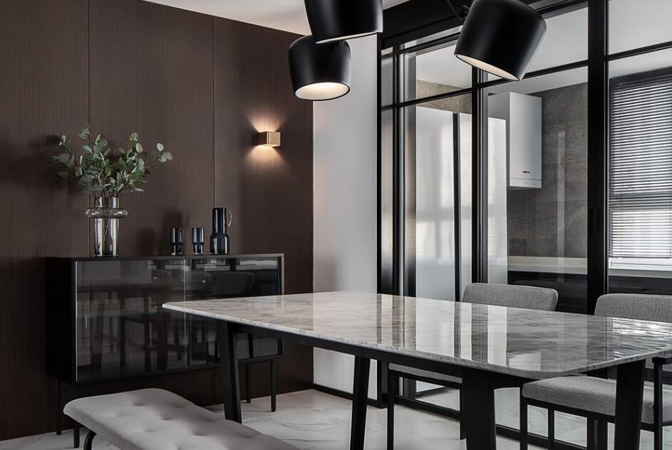 130平现代简约装修 用机理与色彩去柔化空间