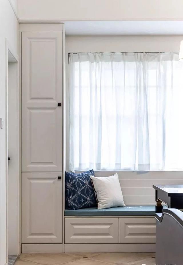 73㎡雅致简美风格两居，餐厅卡座+飘窗+收纳柜设计，超美越实用！