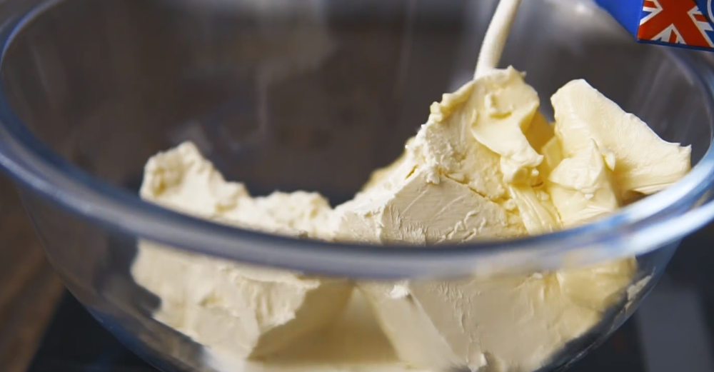 自制轻乳酪蛋糕，分解详细步骤，关键点原来在这里！