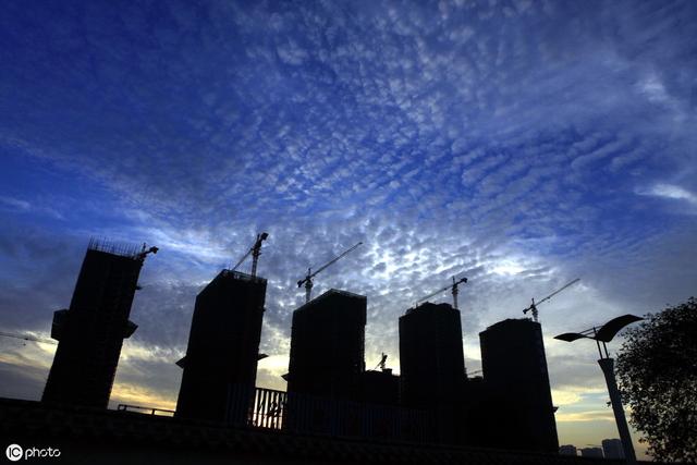 2019年房价已到顶，回到三年前，你会买房吗？专家分析：不一定