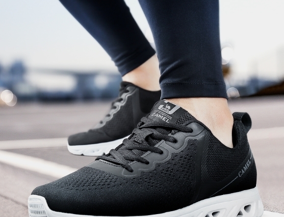 中国最“惨”的跑步鞋：曾经地位胜过亚瑟士，现逐渐被人们遗忘