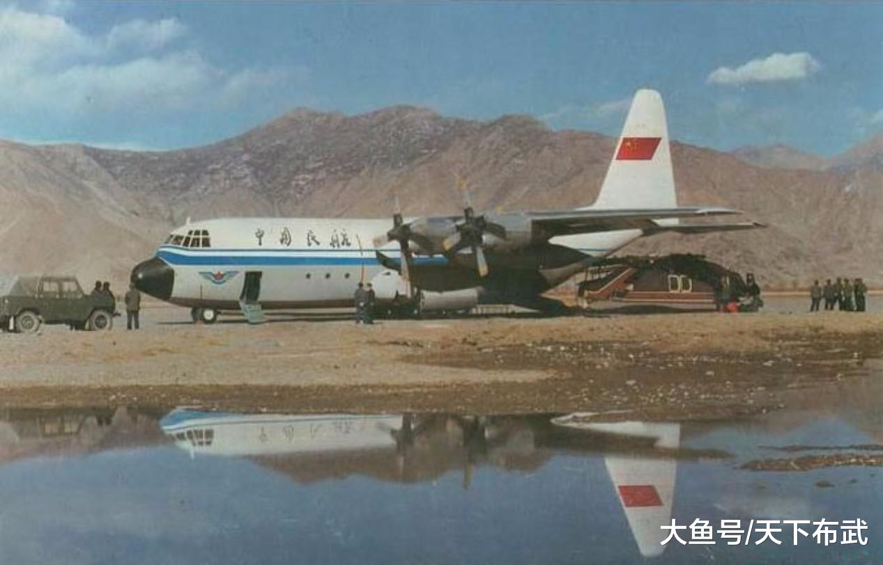 『直升机』难以想象，80年代我们从美国购买了那么多武器，有些至今还在用！