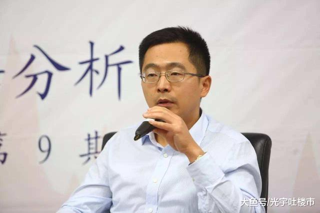 房价大局已定, 专家: 年轻人不愿承认是中产, 刚需要容忍高房价
