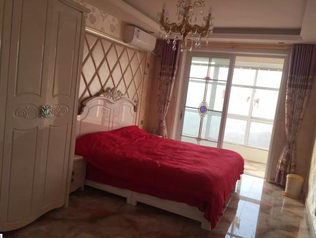 老公辛苦装修的新房，全屋太漂亮了，电视墙特别抢眼，忍不住晒晒