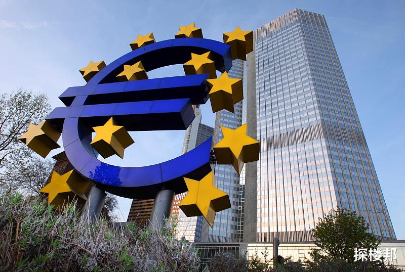 央行宣布贷款利率大调整：提醒刚买房的人，你的房贷合同要改了