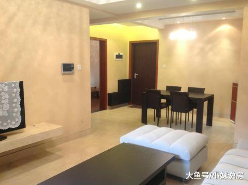 房东在客厅安装摄像头, 居然也有合理性? 你怎么看待?