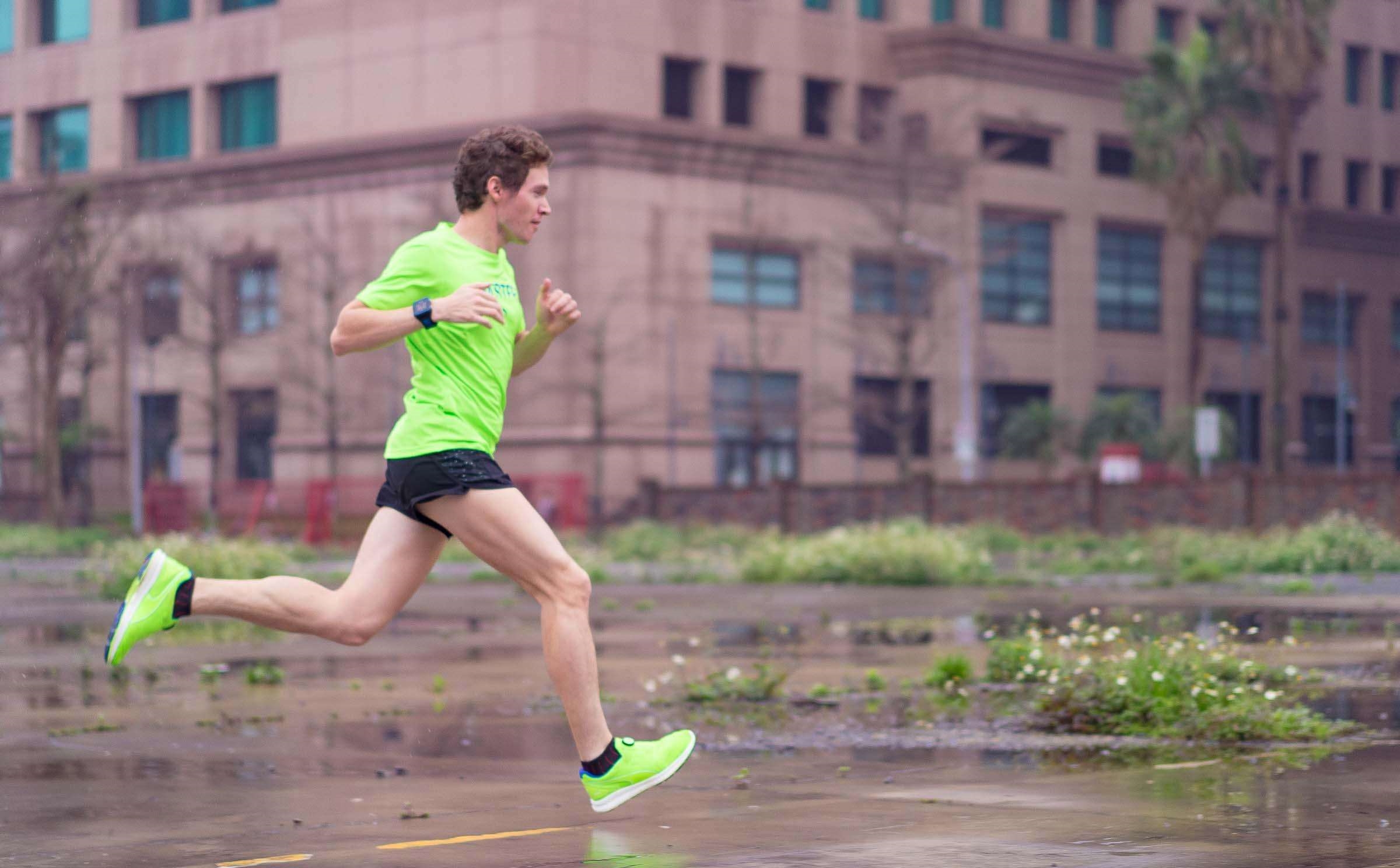 不管什么时候跑步，一定要记得带上这2样好物，不然会后悔的