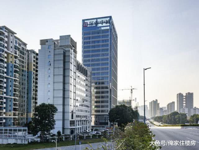 就在刚刚，“深业中城”开盘，此前冻结认筹金高达139.7亿！
