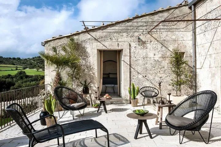 恍若入梦——西西里岛莫拉德尔巴尔兹酒店设计欣赏