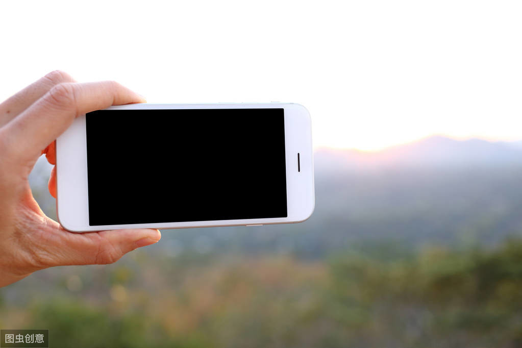 小米遇阻碍，荣耀10价格跌的“真香”