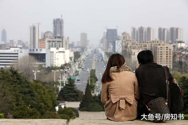 再不买房就永远买不起？抱歉，2019年我笑着看你雇人抢房！
