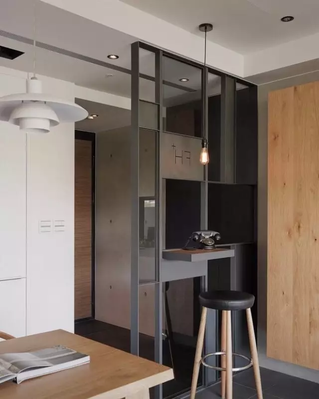 用吧台来做隔断，让你的家变得更有情调一些吧！