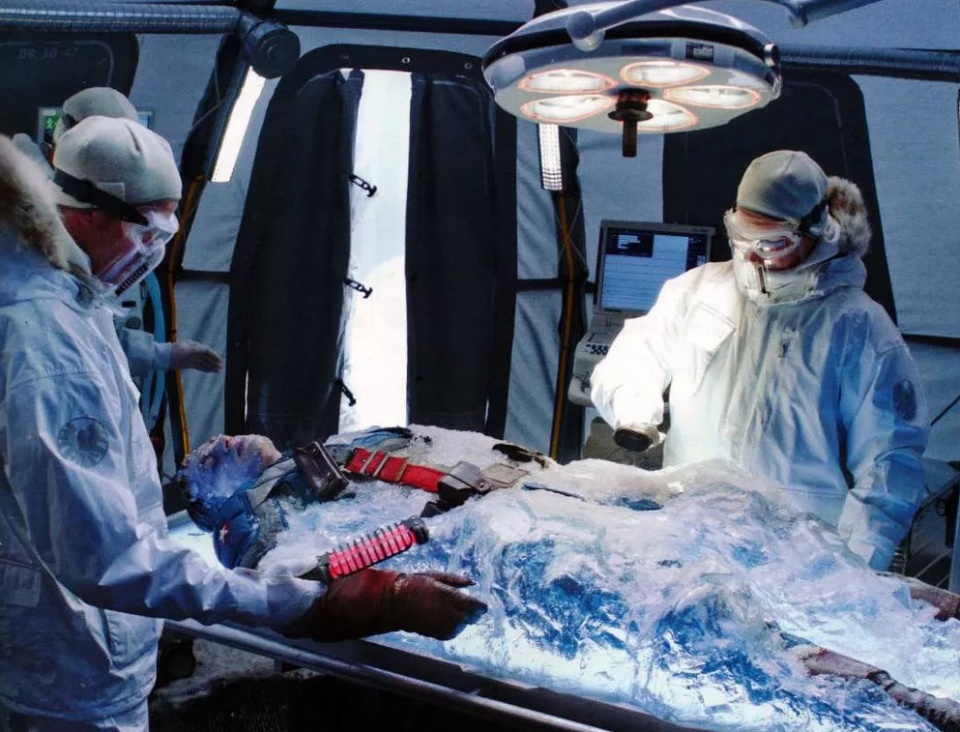 这一美国富豪将自己冰冻50年，只为获得永生，如今太“惨”了