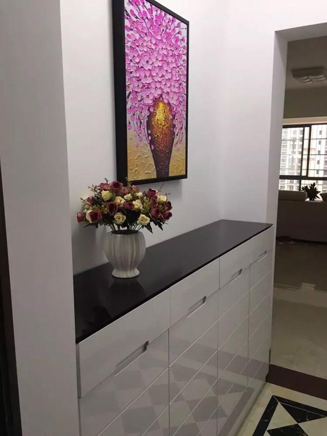 新房保洁刚做完正在晾着通风中，装修花了18W，邻居纷纷前来参观