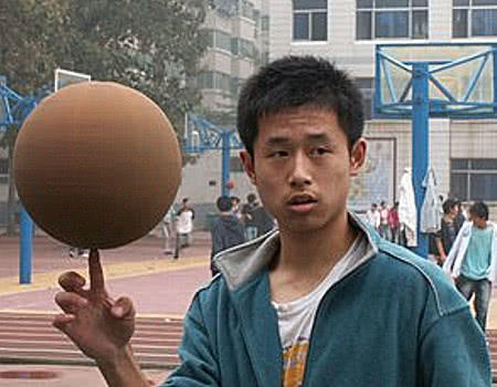 喜欢篮球的男生,这3个习惯“无法掩盖”,最后高手居多