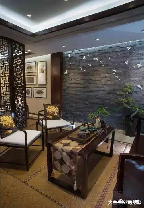 10.6×13.1米中式别墅，加入古风元素设计，低调的奢华感