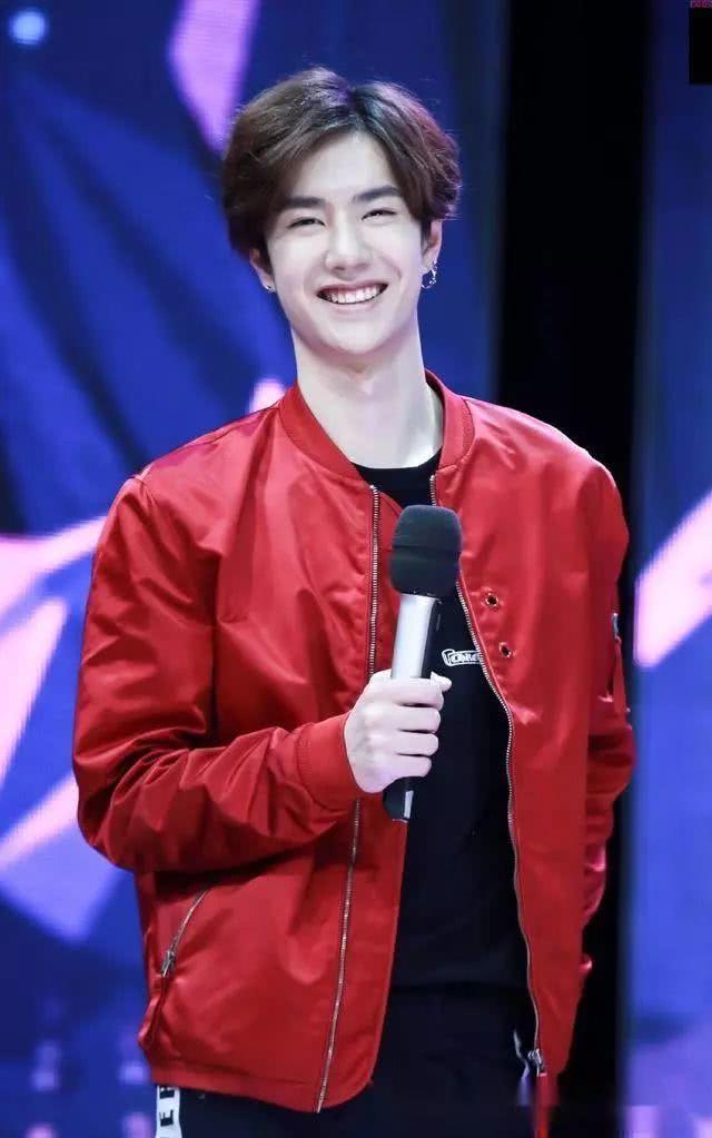 别总拿王一博的学历来说事，能力和学历哪个更重要？