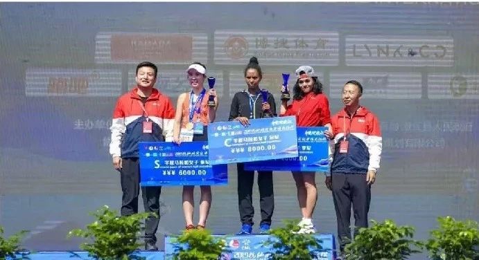 中秋节假期上万人在抚仙湖畔做了这么一件事……