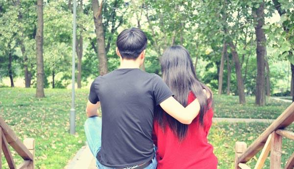 夫妻同房时，多久过一次夫妻生活比较好？男人坚持多久让人满意？