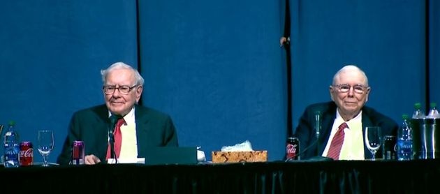 金融“网红”巴菲特只用四个字 说出了楼市真相