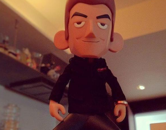 带你参观陈冠希住的豪宅，如今已经过上平淡生活，室内装修很豪华