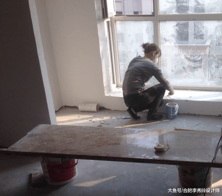 飘窗石刚装完就漏水, 项目经理: 这2方面不注意, 后期不出问题才怪!