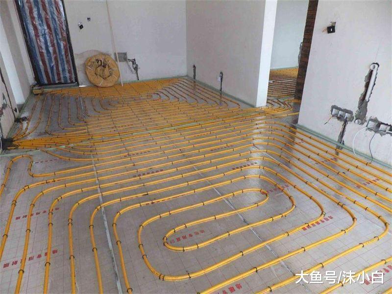 新房裝修，為什么越來越多不裝地暖？老師傅：既不靠譜又不劃算！