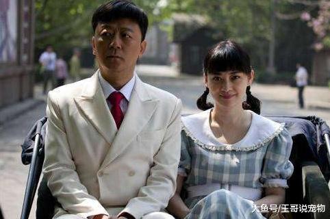 无人知的亲兄妹，哥哥因一部而大火，妹妹多次登上春晚却不温不火