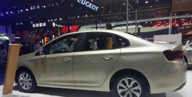 7万块钱就买这辆车，五星安全，高速稳如牛，性价比之王!